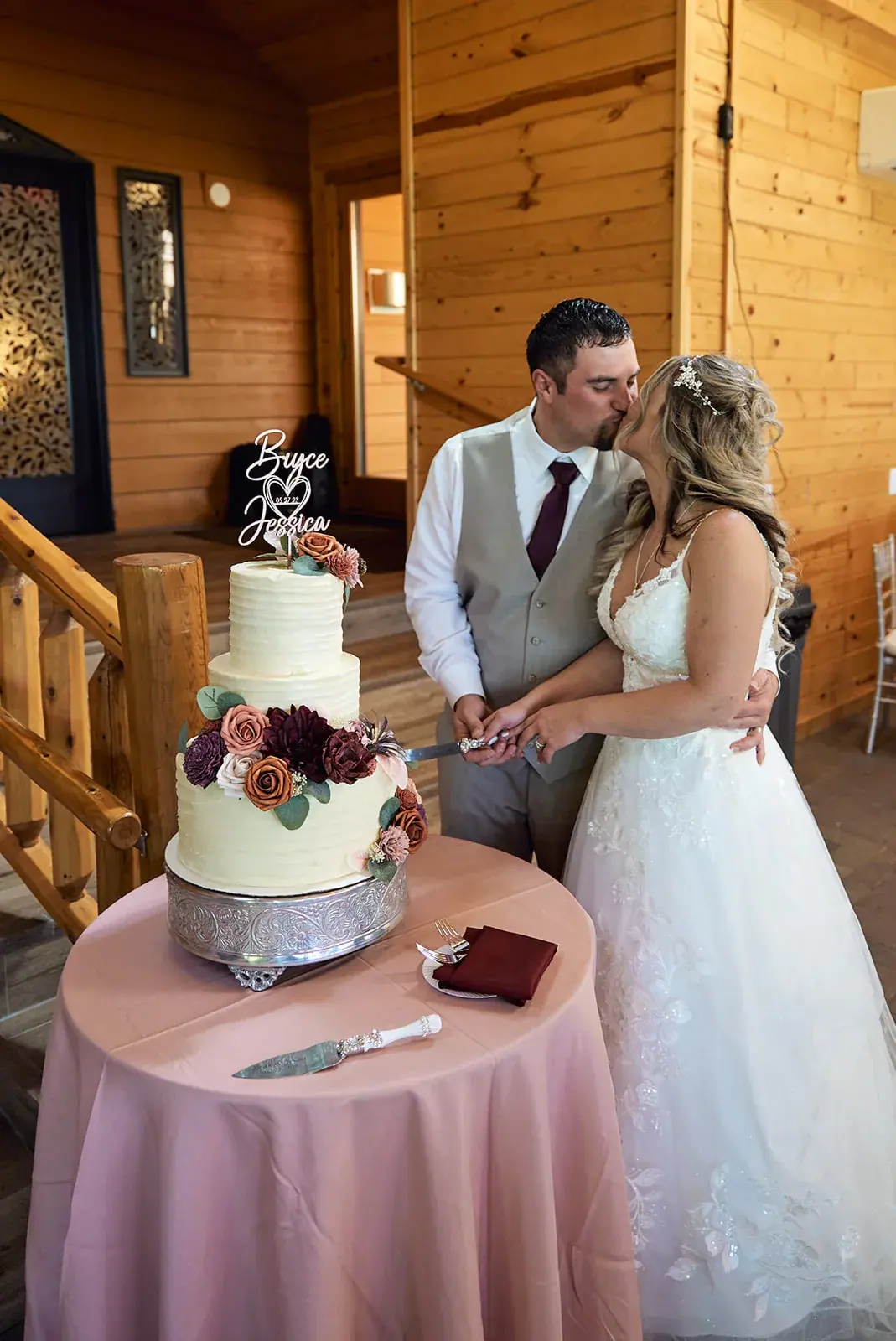 Cake cutting lodge — Jess & Bryce's wedding at The Manor at Fire Tower Hill, Lewiston
